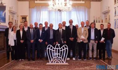 Gira por Italia: Bernarte se reunió con empresarios de Udine y visitó laboratorios de la industria 4.0