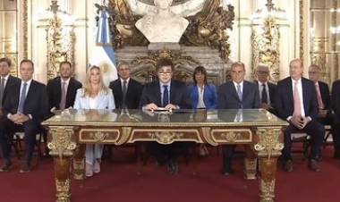 Cadena Nacional: Milei anunció para 2025 reforma impositiva, tratado de libre comercio con Estados Unidos y “motosierra profunda”