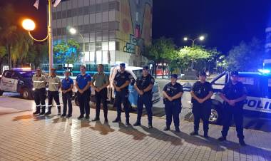 Operativo en San Francisco: Municipio y Policía fortalecen controles sobre cuidadores de vehículos