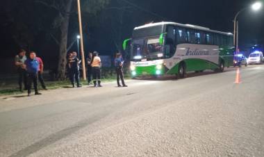 Retienen un ómnibus con menores y bebidas alcohólicas rumbo a un boliche de la región