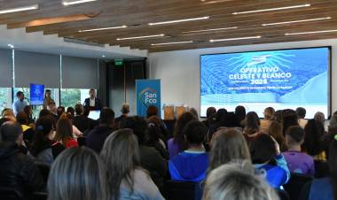 San Francisco refuerza la identidad nacional con una nueva edición del Operativo Celeste y Blanco