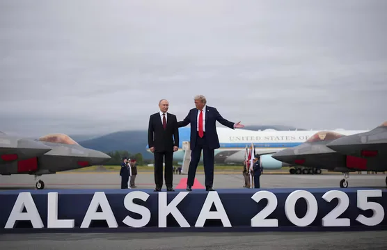 Histórica reunión entre Vladimir Putin y Donald Trump en Alaska