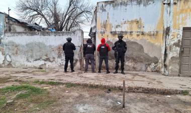 Aprehendieron a un joven y secuestraron un arma de fuego en Frontera