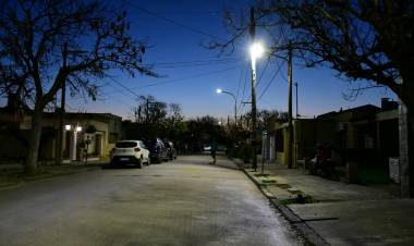 Nuevas luces LED para barrio Corradi 
