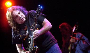 A 21 años de la partida de Norberto “Pappo” Napolitano, el rugido eterno del rock argentino