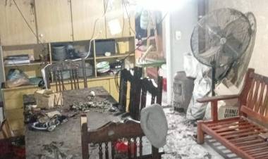 Un incendio destruyó una panadería en Frontera y una familia busca reconstruir su hogar
