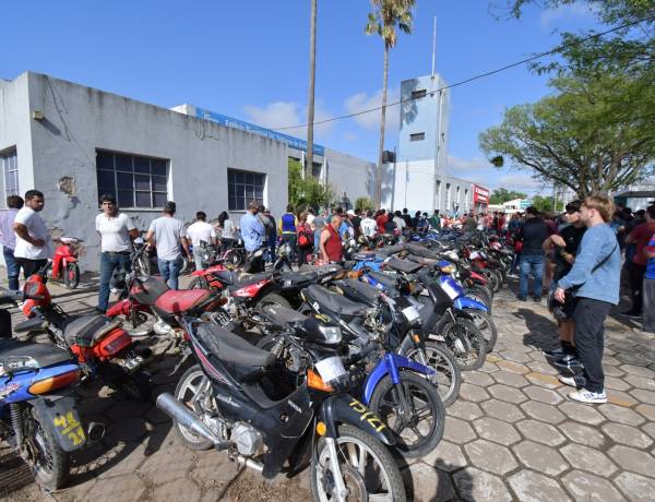 El municipio rematará 76 motos y 2 automóviles 