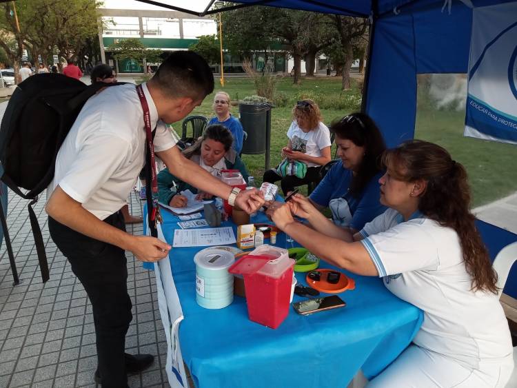 Durante noviembre habrá variadas actividades por el Día Mundial de la Diabetes