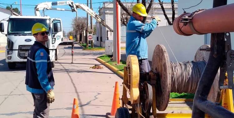 Santa Fe: El Gobierno pone fin al ingreso de personal a la EPE por vínculos hereditarios