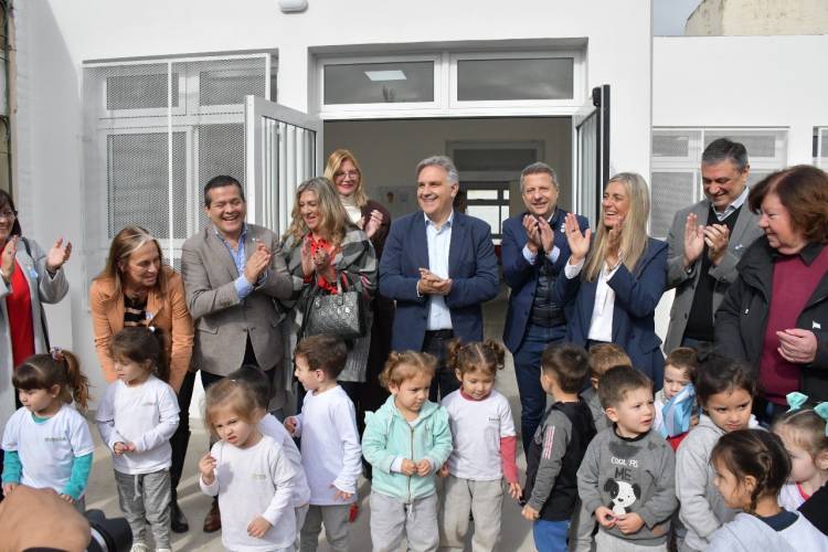 Llaryora inauguró importantes obras de infraestructura educativa y social en San Francisco