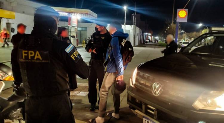 FPA secuestró marihuana y una motocicleta en operativo en la ciudad 