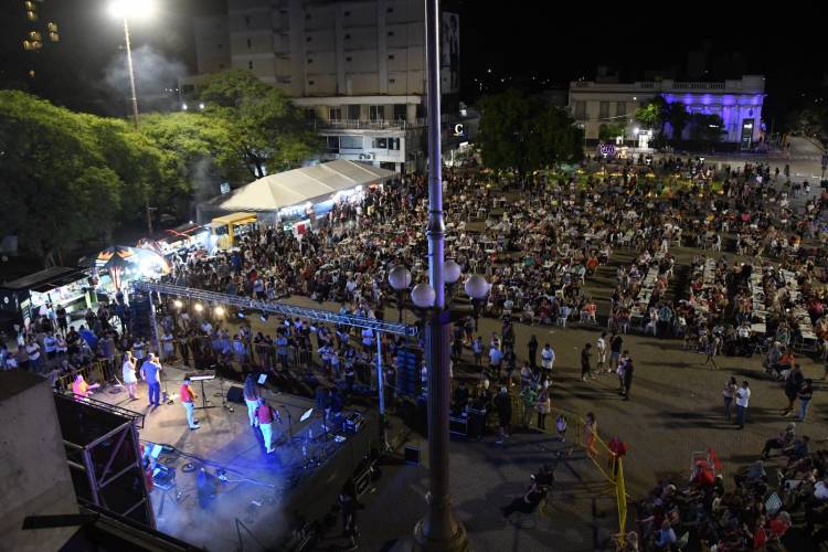 La Peatonal San Francisco tendrá este domingo su segunda noche