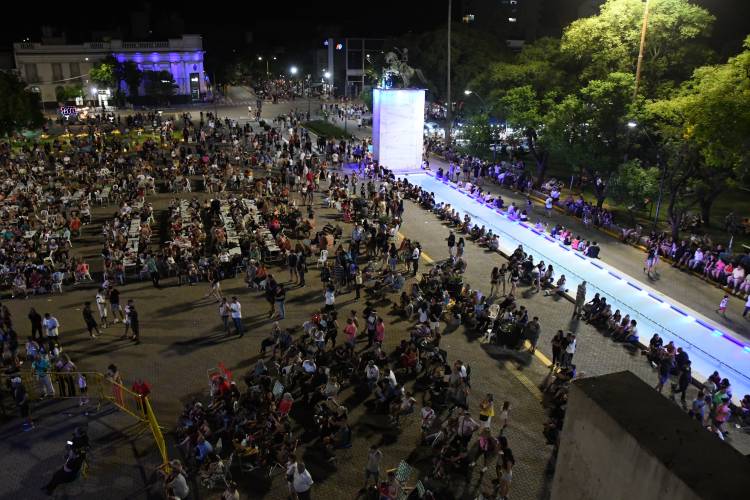 La peatonal San Francisco renueva su propuesta cultural este fin de semana