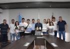 Bernarte recibió a los jóvenes de la Escuela Municipal de Danzas Folklóricas que representaron al país en Bolivia