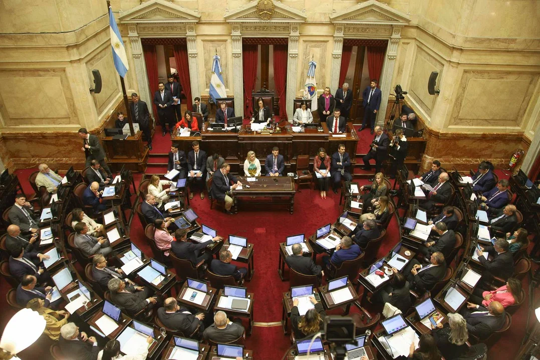 Venció el congelamiento de las dietas: los senadores pasarán a cobrar 9 millones en mayo