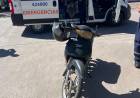 Mujer lesionada en accidente entre dos motos 