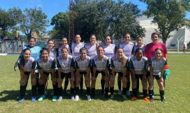 Fútbol femenino: comienza la Liga Regional