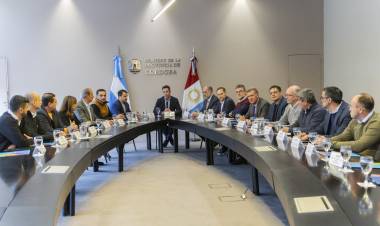 La Provincia aumenta los recursos que destina a municipios y comunas