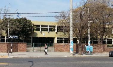 Detienen a un joven que intentó robar en el Colegio San Martín 