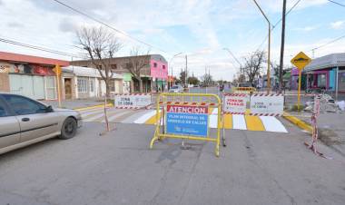 San Francisco y Frontera realizan mantenimiento de reductores de velocidad en el Interprovincial