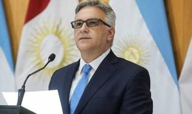 Llaryora viajó a EEUU en su primera gira oficial como gobernador en país norteamericano 