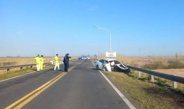 Dos víctimas fatales en accidente de tránsito en el ingreso a La Francia 