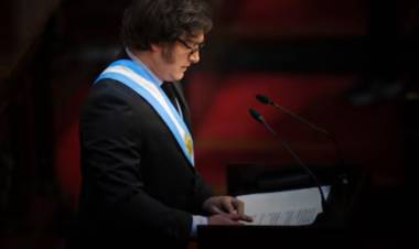 Javier Milei presentó el Presupuesto 2025: "Venimos a ponerle un cepo al Estado"