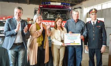 Bomberos de Porteña recibieron importante aporte provincial