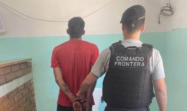 Detienen a sujeto en Frontera por desobediencia y resistencia a la autoridad 