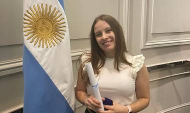 Graduada de UTN San Francisco fue reconocida como una de las mejores egresadas de Ingeniería en el país