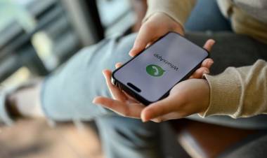 WhatsApp permitirá crear encuestas con imágenes
