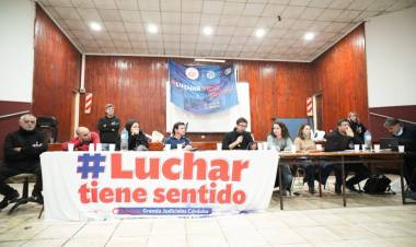 Judiciales aprobaron acuerdo de equiparación salarial