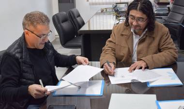 Municipio y UTN firmaron convenio para avanzar en la gestión integral de residuos electrónicos