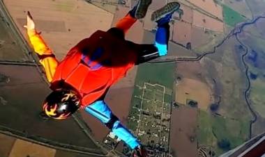 Accidente fatal en Miramar: paracaidista perdió la vida tras una falla en su equipo