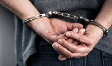 Detienen a un hombre armado con una navaja tras amenazas de muerte