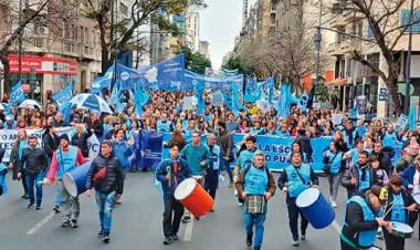 El Gobierno de Córdoba pidió la conciliación obligatoria para frenar el paro docente