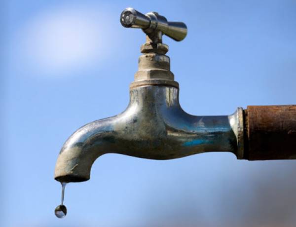 Por tareas de mantenimiento y reparación habrá corte de suministro  de agua en toda la ciudad 