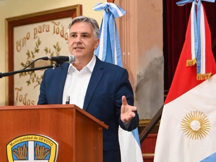 Devoto: La Provincia aporta $100 millones para iniciar la red domiciliaria de cloacas