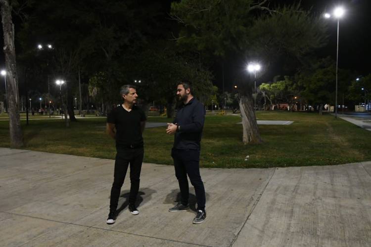 Continúa el recambio de luces LED en la ciudad