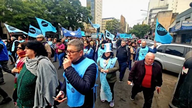 El paro docente registró un 90?acatamiento en toda la provincia