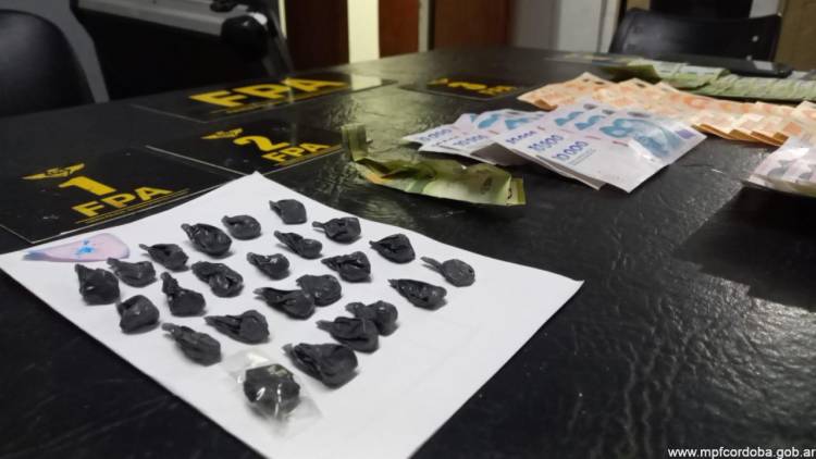 Arroyito: FPA detuvo a un delivery de cocaína