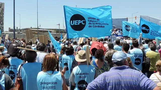 UEPC rechazó la oferta de la Provincia y convocó a un paro de 48 horas