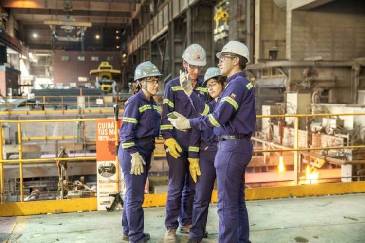 OFERTA DE TRABAJO: Techint Ingeniería y Construcción convoca a jóvenes estudiantes o graduados a ser parte de su empresa 