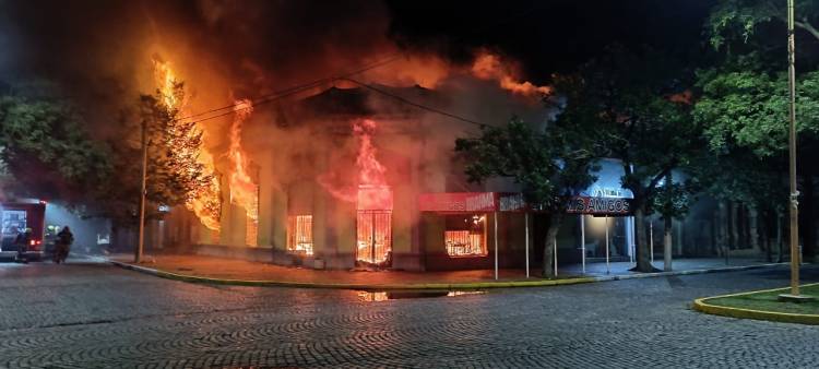 El incendio en bar “Mis Amigos” causo pérdidas totales