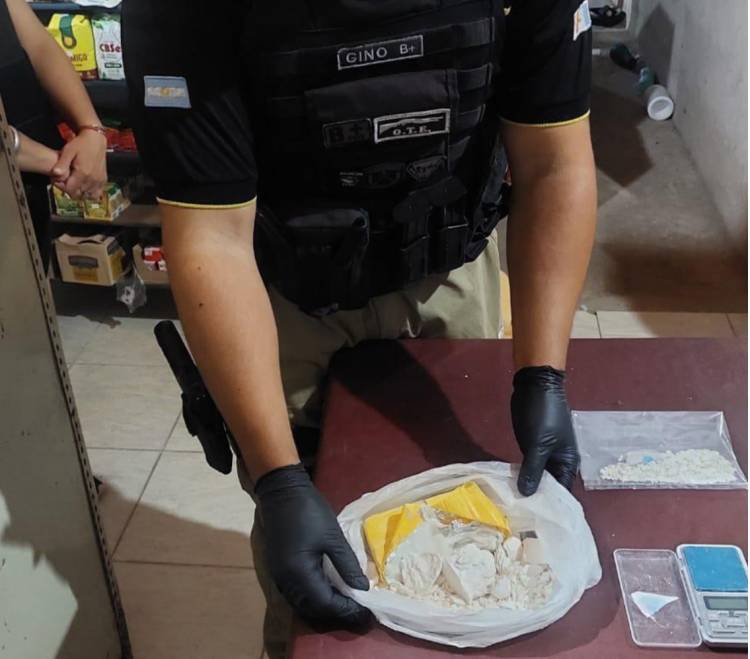 El Arañado: secuestran más de 1000 dosis de cocaína y detienen a tres personas 