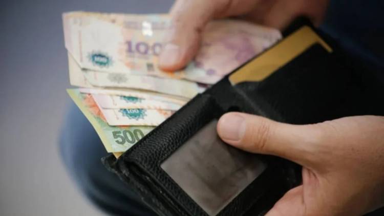 Nación actualiza montos del salario mínimo, vital y móvil para 2024 y 2025