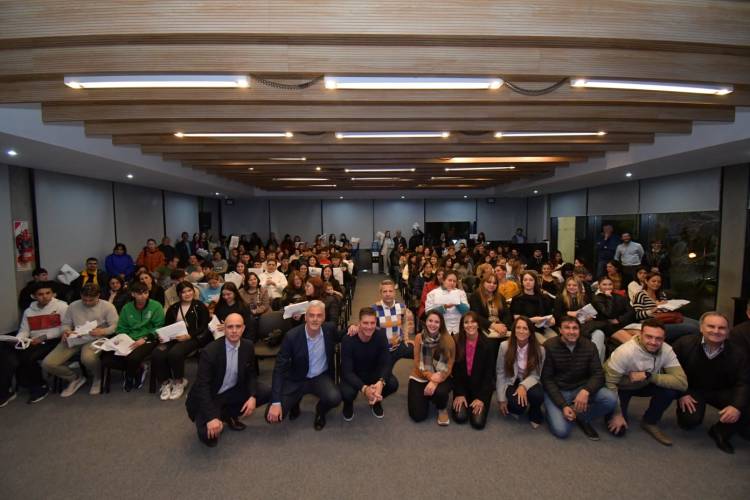 Continúan abiertas las inscripciones para el programa CRESOL 2025 
