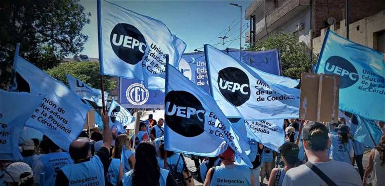 El Gobierno de Córdoba Presentó una Nueva Propuesta Salarial a los Docentes: Avances y Expectativas