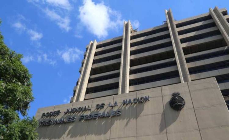 Judiciales realizan un paro en reclamo de salarios