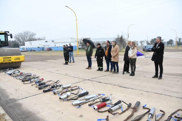 Municipio inutilizó 248 caños de escape antirreglamentarios